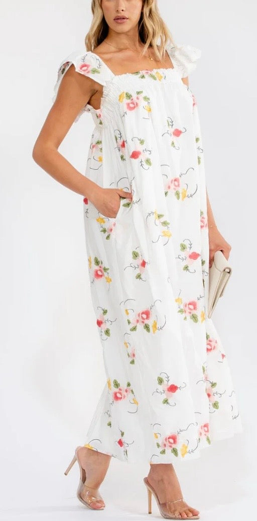 JUST ME WOMEN'S SLEEVELESS SOUARE NECK FRONT POCKETS FLORAL EMBROIDERY
MAXI DRESS