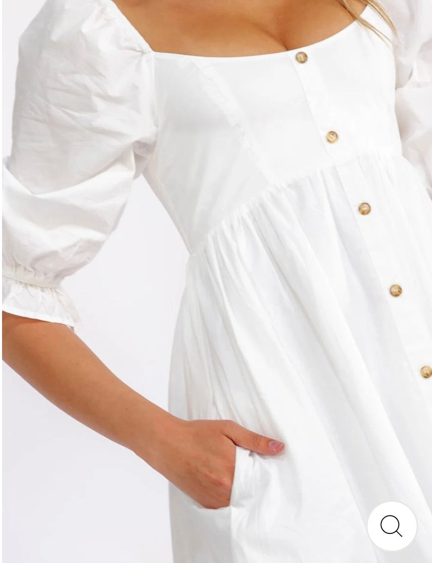 WOMEN'S 3/4 SLEEVES SQUARE NECK FRONT
POCKETS TUNIC
DETAILED MINI DRESS