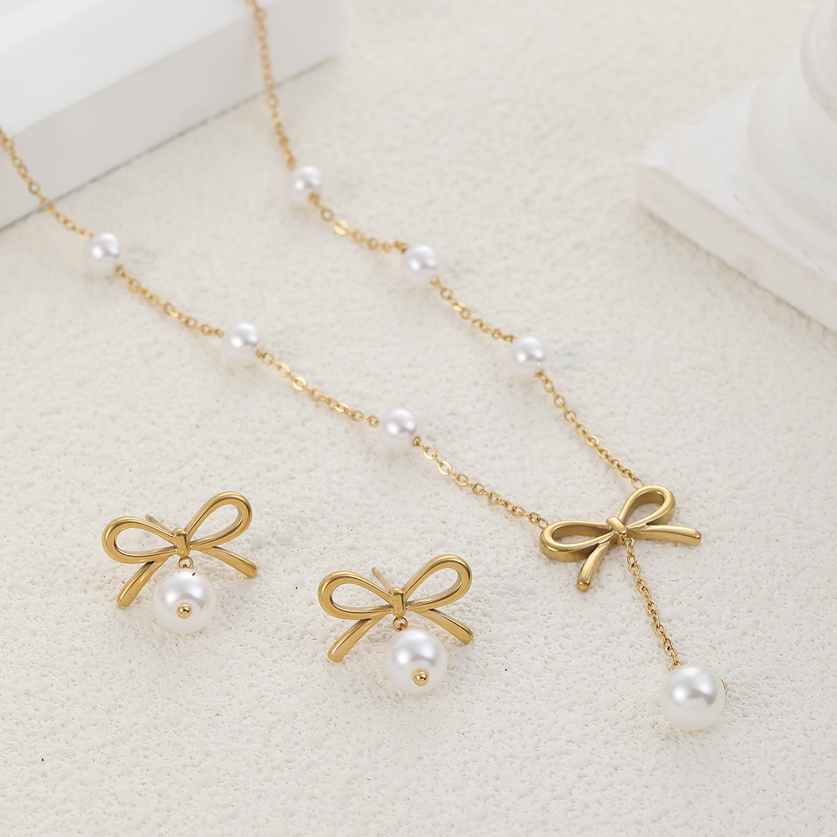 Pearl stainless steel bow set