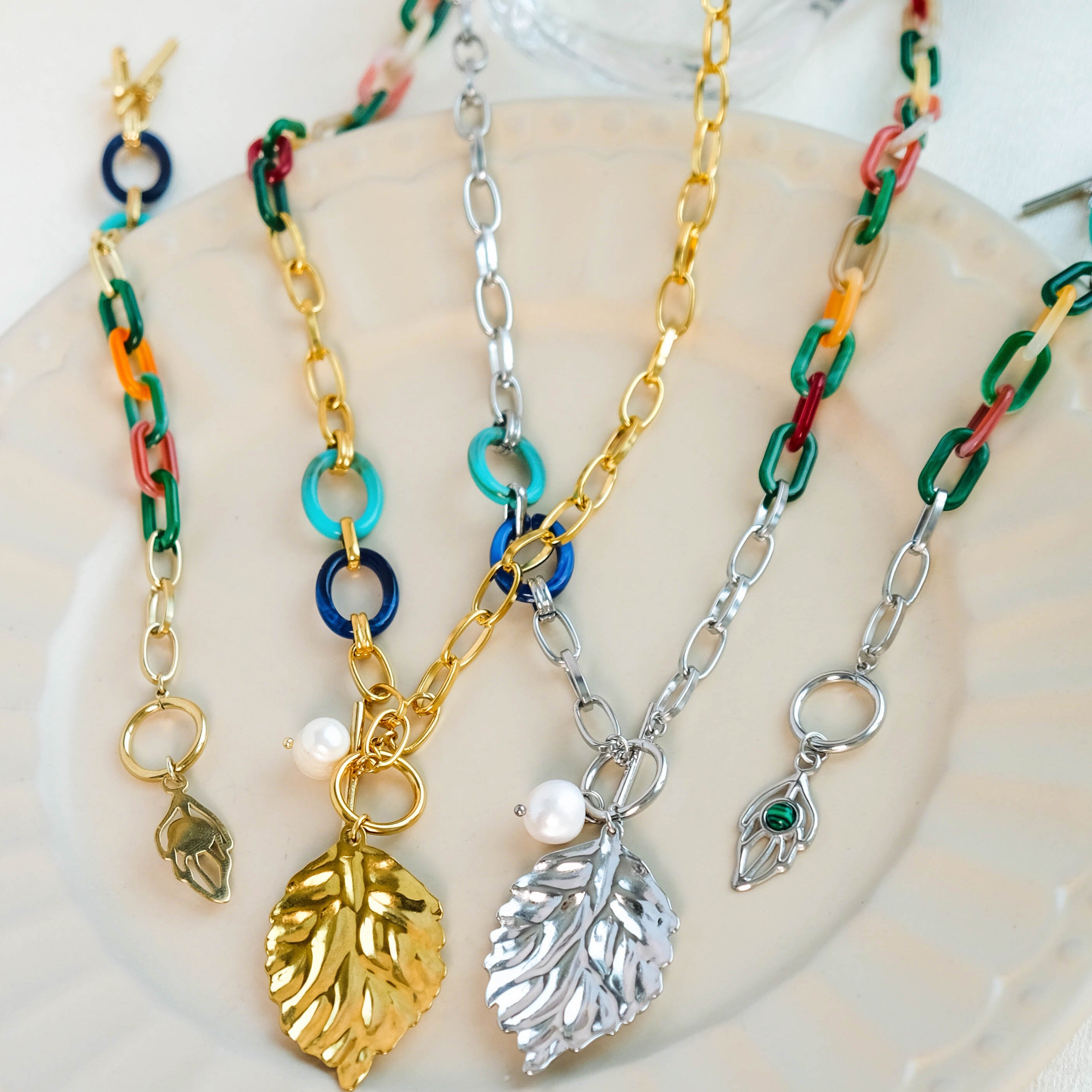 Stainless steel multi color leaf necklace set
