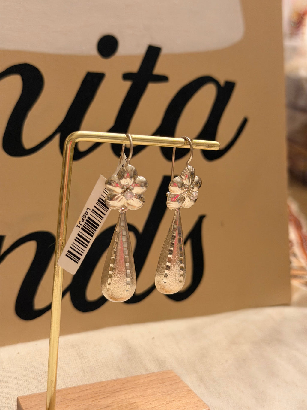 Flor Jerezana Tear Earrings